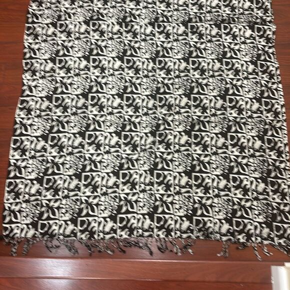 NEW! Nordstrom Buster 'N Boji Batik Print Blanket Scarf Swim Cover Up Pareo - Picture 5 of 10